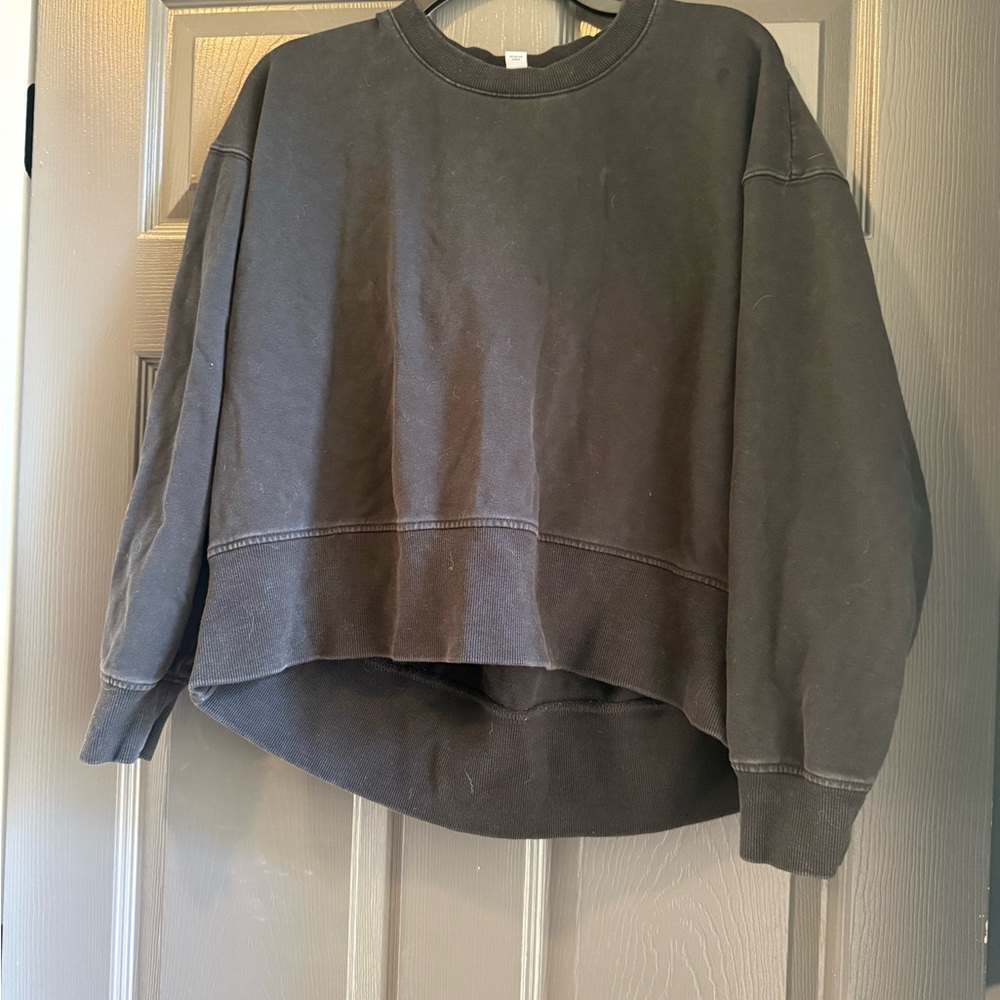 JoyLab Black Cropped Sweatshirt